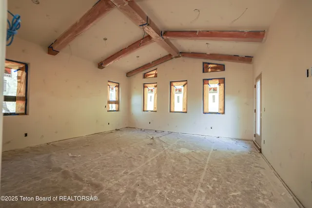 $3,800,000 | 436 Stewart Creek Road, Etna, WY 83118