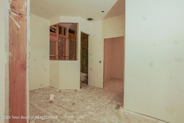 $3,800,000 | 436 Stewart Creek Road, Etna, WY 83118