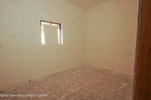 $3,800,000 | 436 Stewart Creek Road, Etna, WY 83118