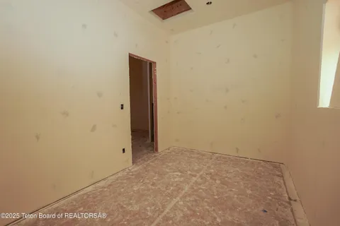 $3,800,000 | 436 Stewart Creek Road, Etna, WY 83118