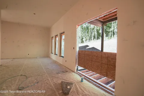 $3,800,000 | 436 Stewart Creek Road, Etna, WY 83118