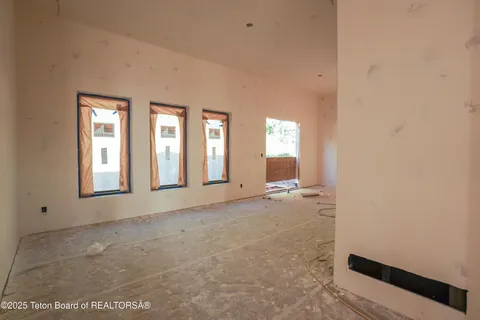 $3,800,000 | 436 Stewart Creek Road, Etna, WY 83118