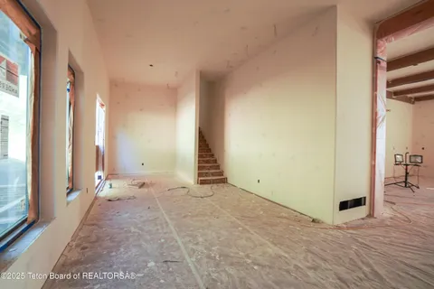 $3,800,000 | 436 Stewart Creek Road, Etna, WY 83118