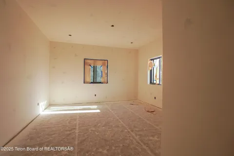 $3,800,000 | 436 Stewart Creek Road, Etna, WY 83118