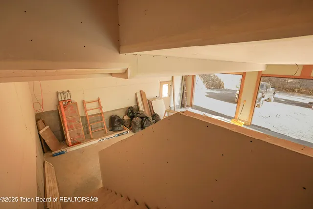 $3,800,000 | 436 Stewart Creek Road, Etna, WY 83118