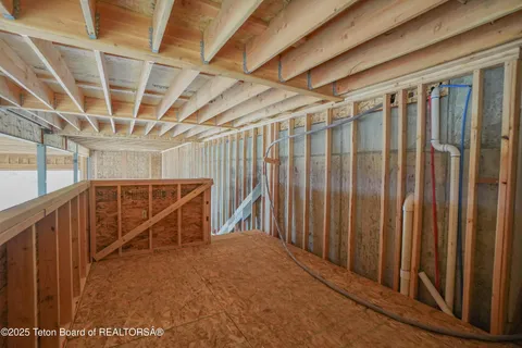 $3,800,000 | 436 Stewart Creek Road, Etna, WY 83118