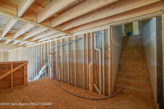 $3,800,000 | 436 Stewart Creek Road, Etna, WY 83118