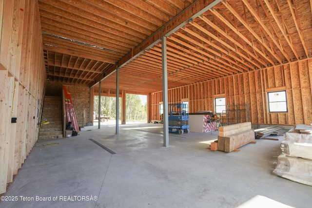 $3,800,000 | 436 Stewart Creek Road, Etna, WY 83118