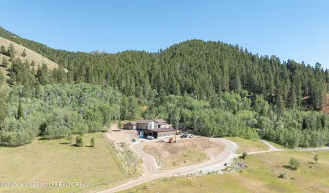 $3,800,000 | 436 Stewart Creek Road, Etna, WY 83118