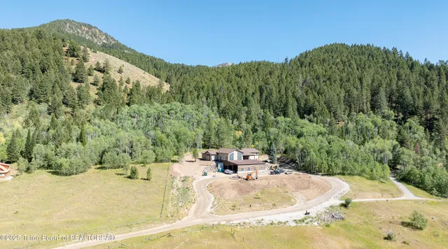 $3,800,000 | 436 Stewart Creek Road, Etna, WY 83118