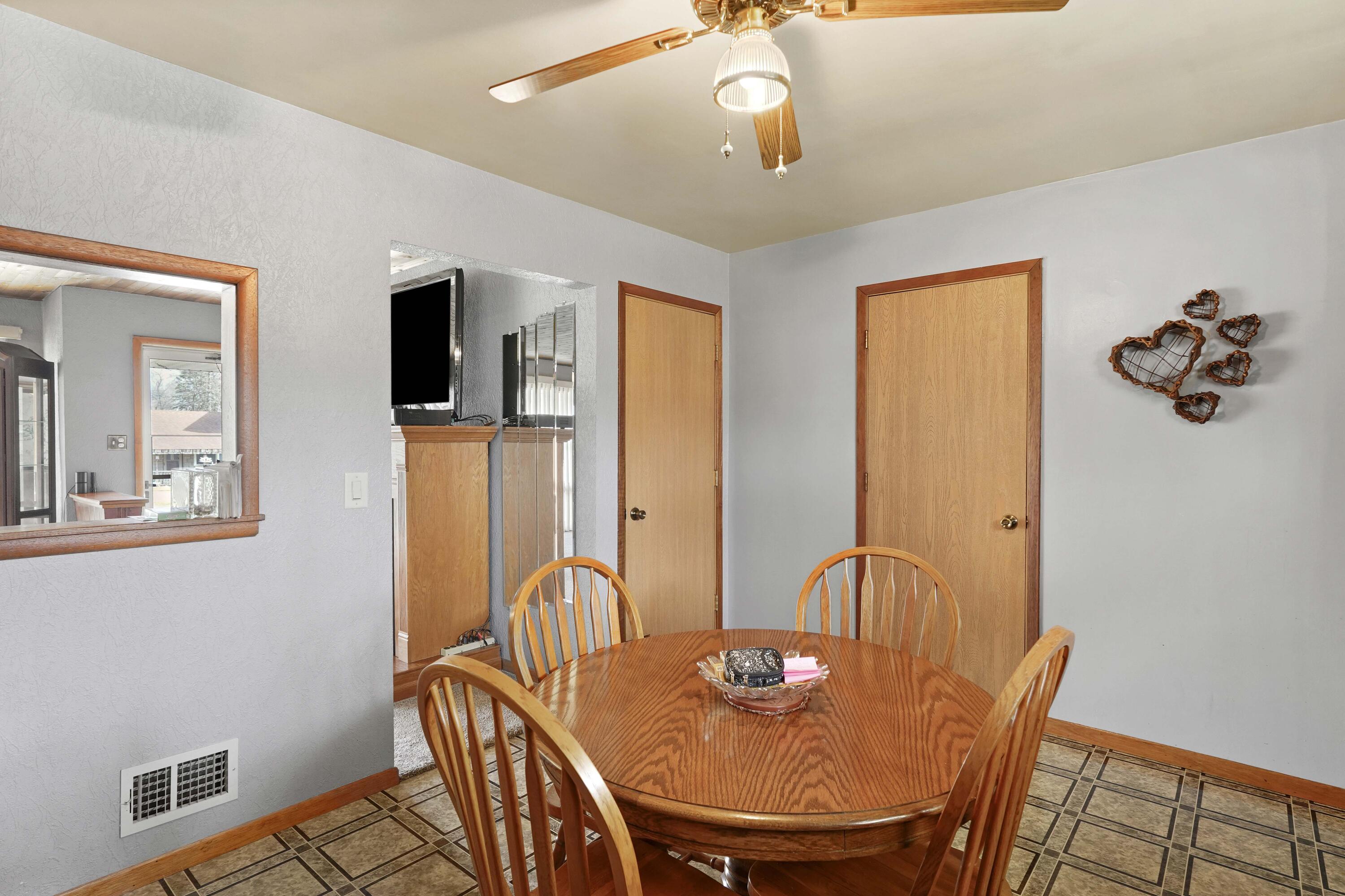 4900 Arthur Street Gary, IN 46408 - Photo 5 of 21 a view of a dining room with furniture