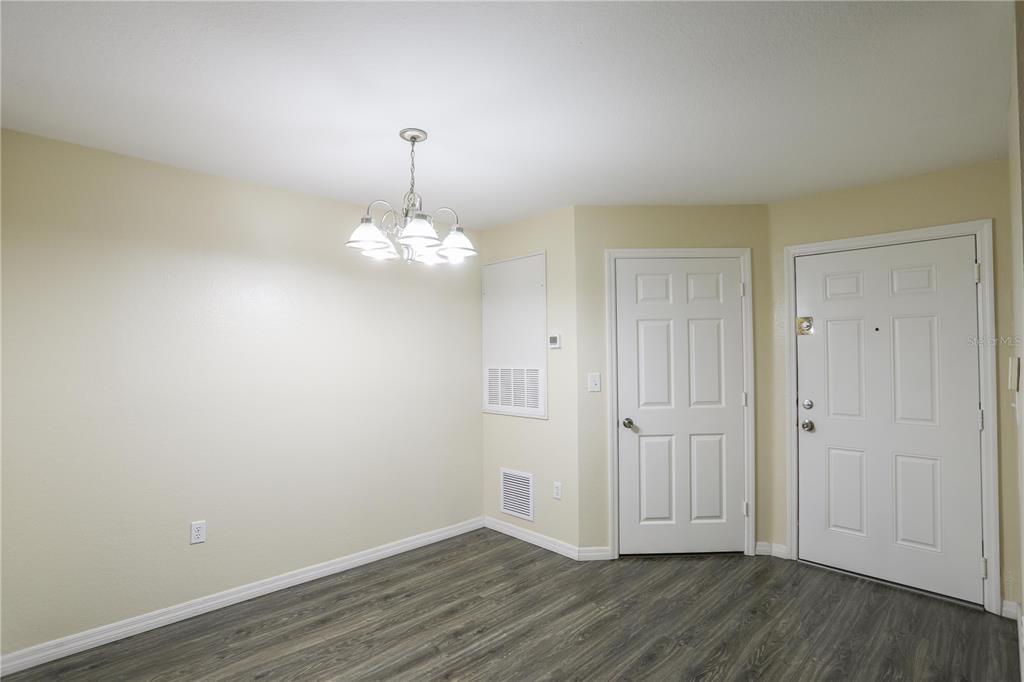 5451 Vineland Road, Unit 2111 Orlando, FL 32811 - Photo 4 of 13