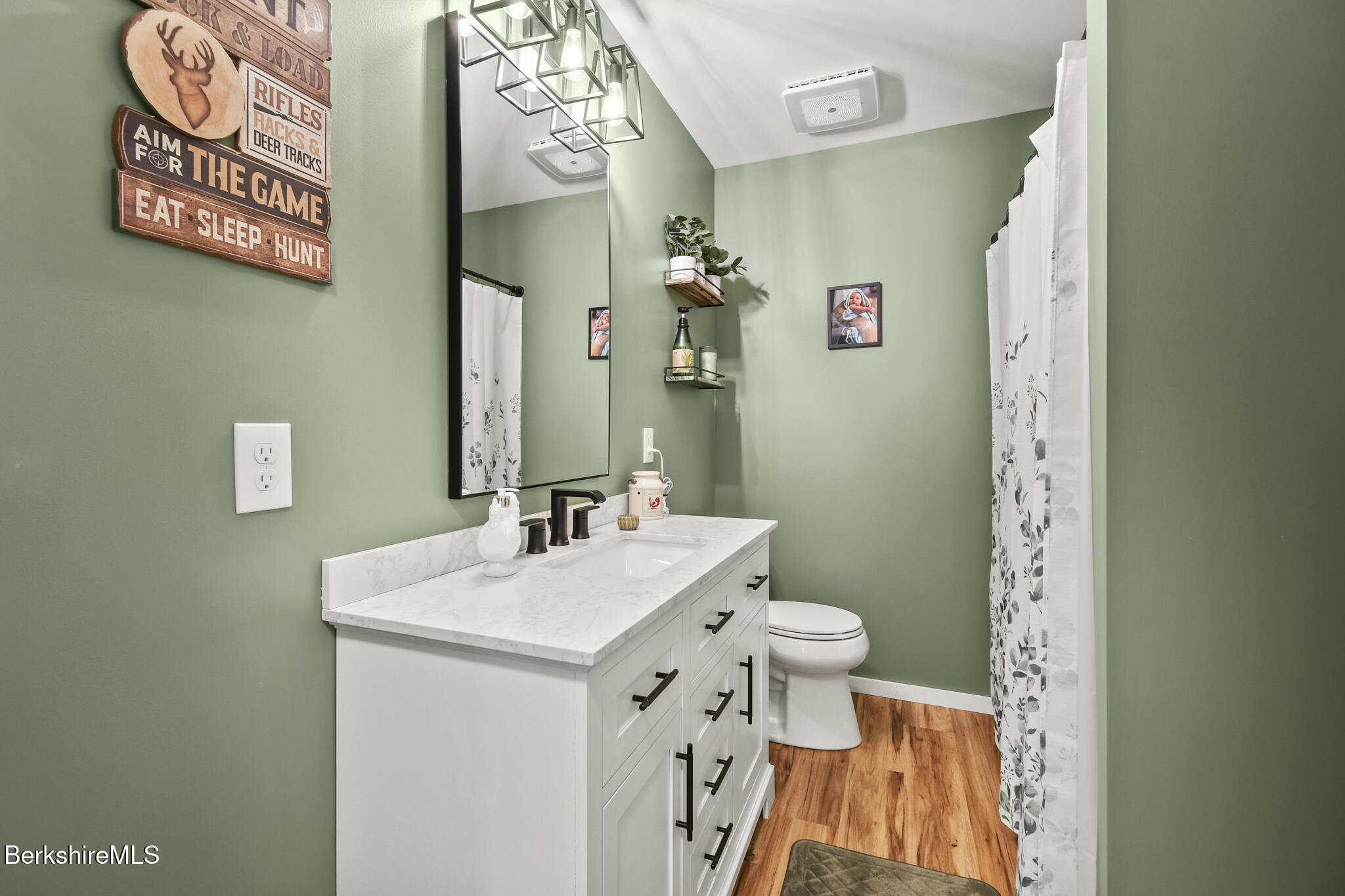 149 Kittredge Road Pittsfield, MA 01201 - Photo 15 of 36 Full Bath