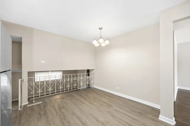 $304,900 | 13601 Loomis Lane, Crestwood, IL 60418