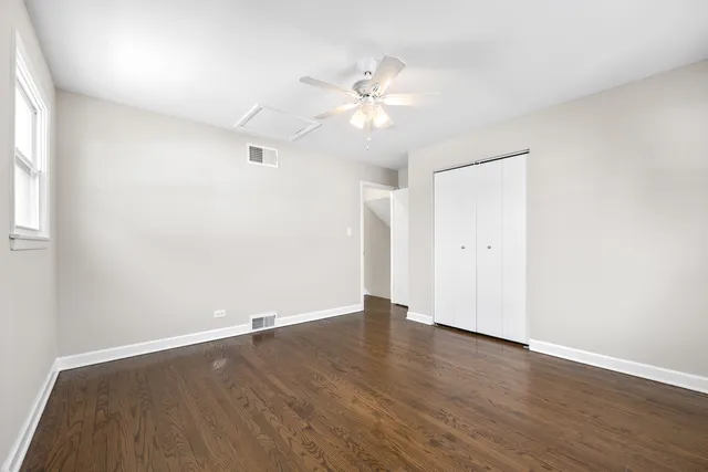 $304,900 | 13601 Loomis Lane, Crestwood, IL 60418