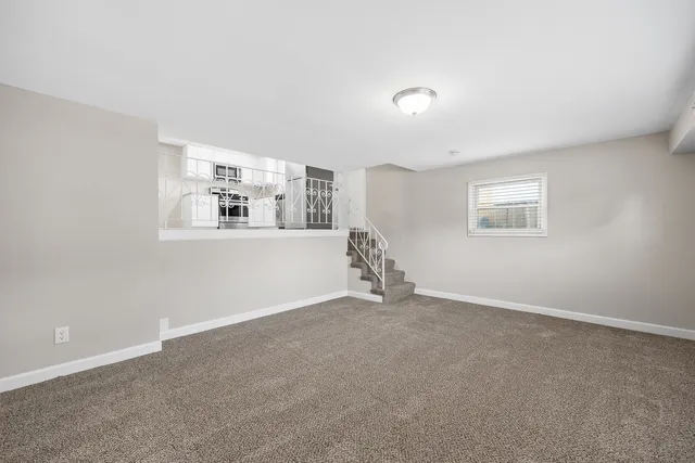 $304,900 | 13601 Loomis Lane, Crestwood, IL 60418