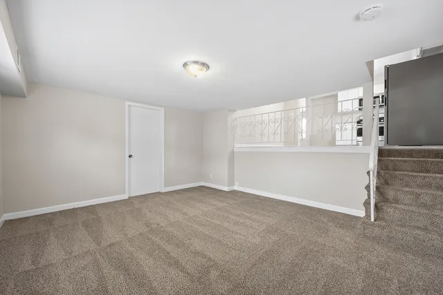 $304,900 | 13601 Loomis Lane, Crestwood, IL 60418