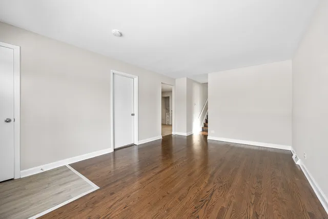 $304,900 | 13601 Loomis Lane, Crestwood, IL 60418