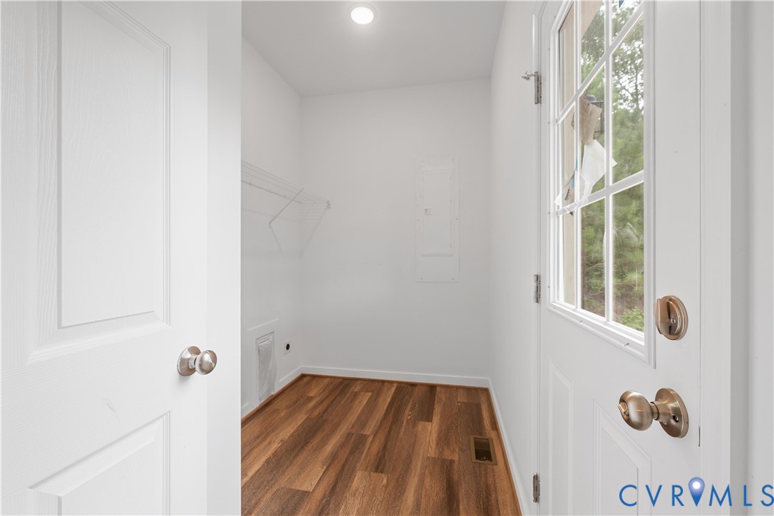 178 Barter Hill Road Cumberland, VA 23040 - Photo 12 of 34 Spacious laundry/ pantry closet included and elec