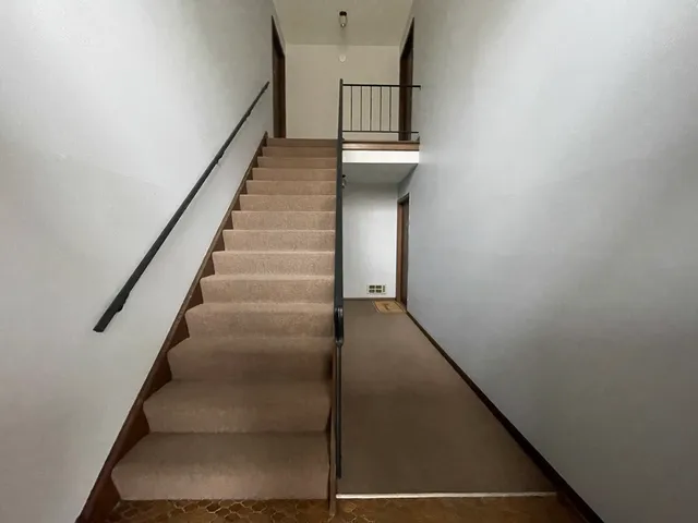 $149,900 | 22453 Pleasant Drive, Unit 13, Richton Park, IL 60471