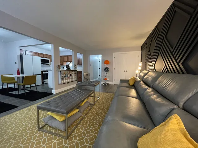 $149,900 | 22453 Pleasant Drive, Unit 13, Richton Park, IL 60471