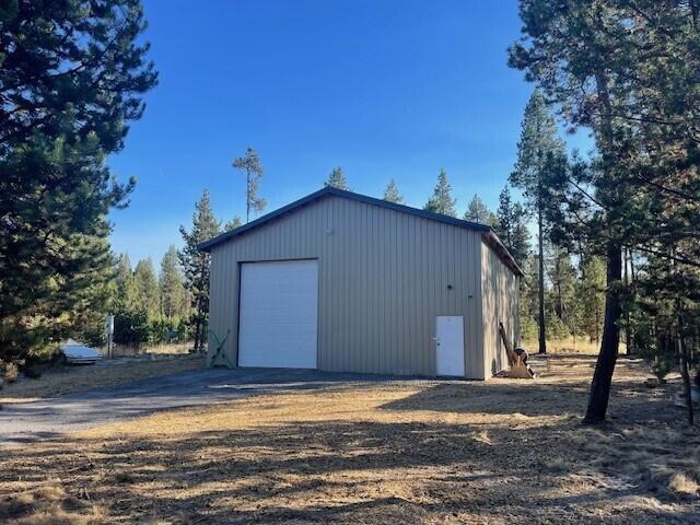 17119 Fontana Road Bend, OR 97707 - Photo 13 of 22 11