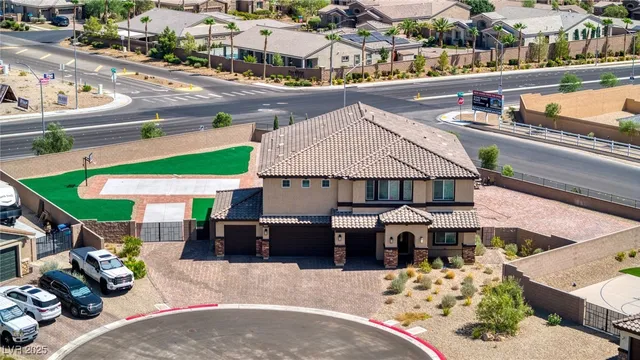 $1,239,999 | 5592 Hickory Tree Street, Las Vegas, NV 89149