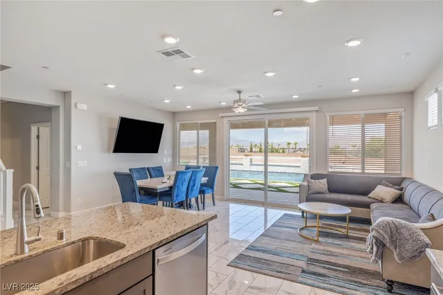 $1,239,999 | 5592 Hickory Tree Street, Las Vegas, NV 89149