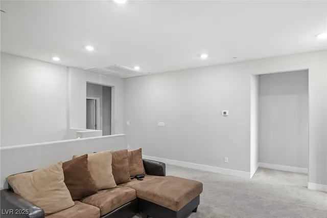 $1,239,999 | 5592 Hickory Tree Street, Las Vegas, NV 89149