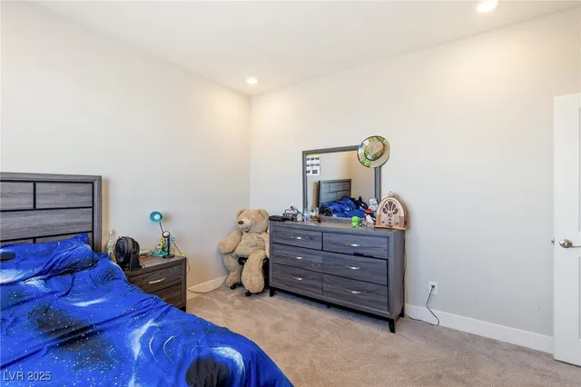 $1,239,999 | 5592 Hickory Tree Street, Las Vegas, NV 89149