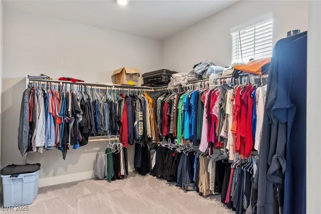 $1,239,999 | 5592 Hickory Tree Street, Las Vegas, NV 89149