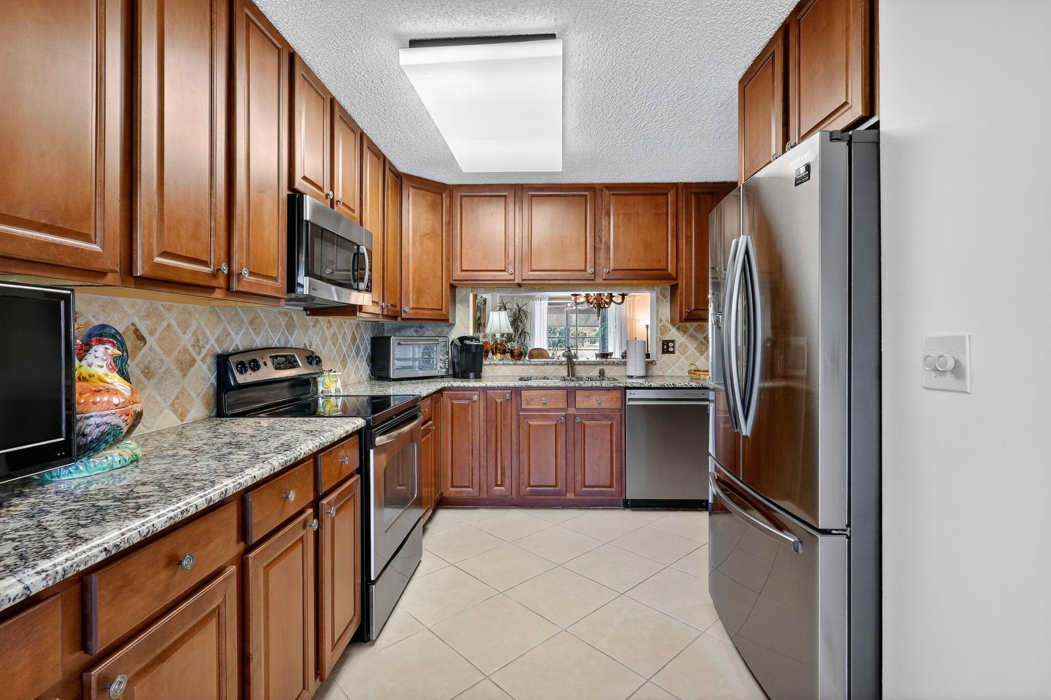 5550 Witney Drive, Unit 101 Delray Beach, FL 33484 - Photo 16 of 32 15-web-or-mls-_82A6935