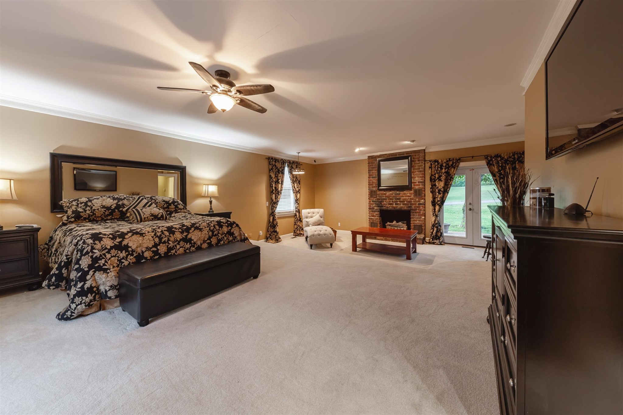 2732 Jack Teasley Road Pleasant View, TN 37146 - Photo 14 of 31 a living room with furniture and a flat screen tv