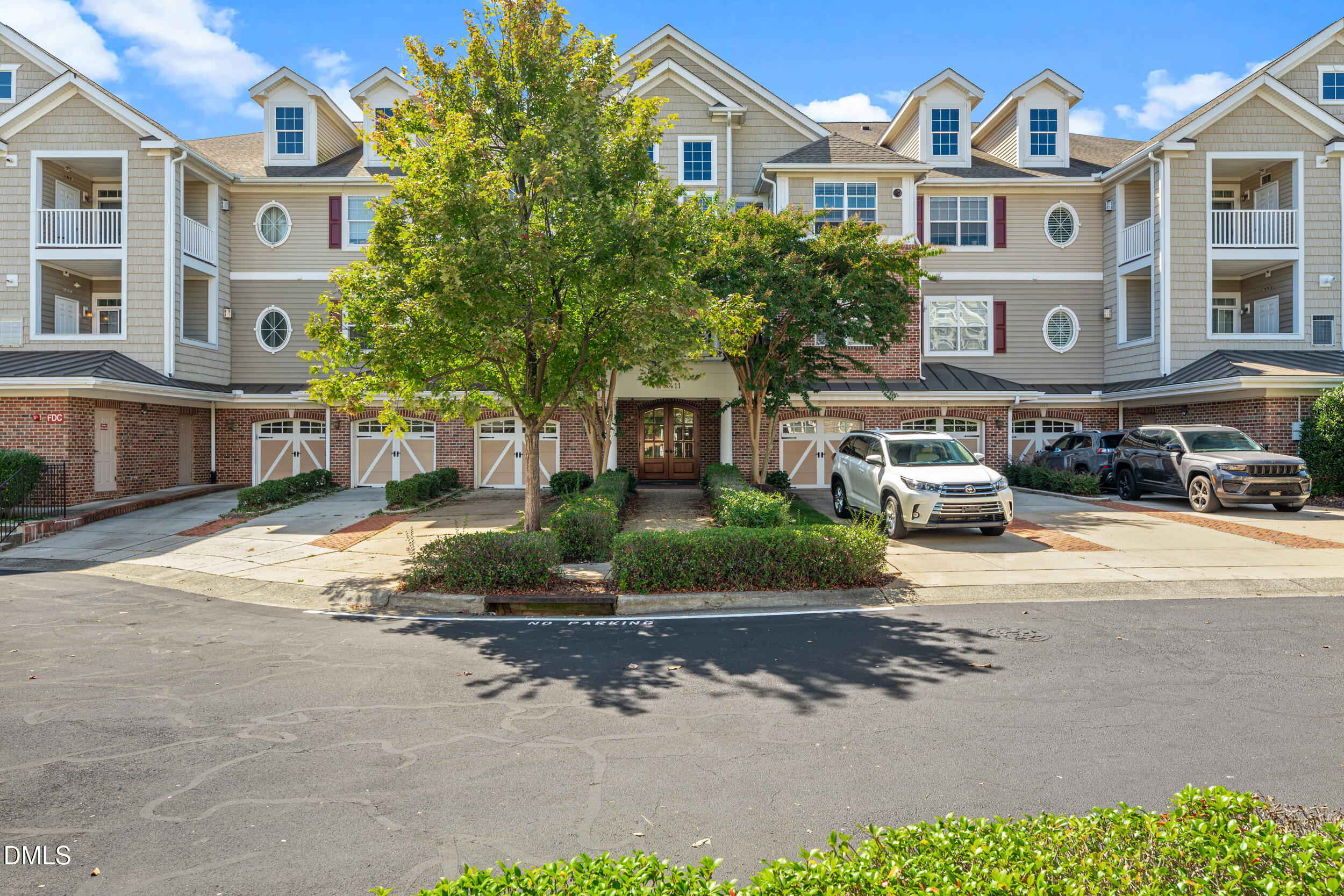 10411 Rosegate Court, Unit 203 Raleigh, NC 27617 - Photo 23 of 27 1 -10411 rosegate ct, exterior