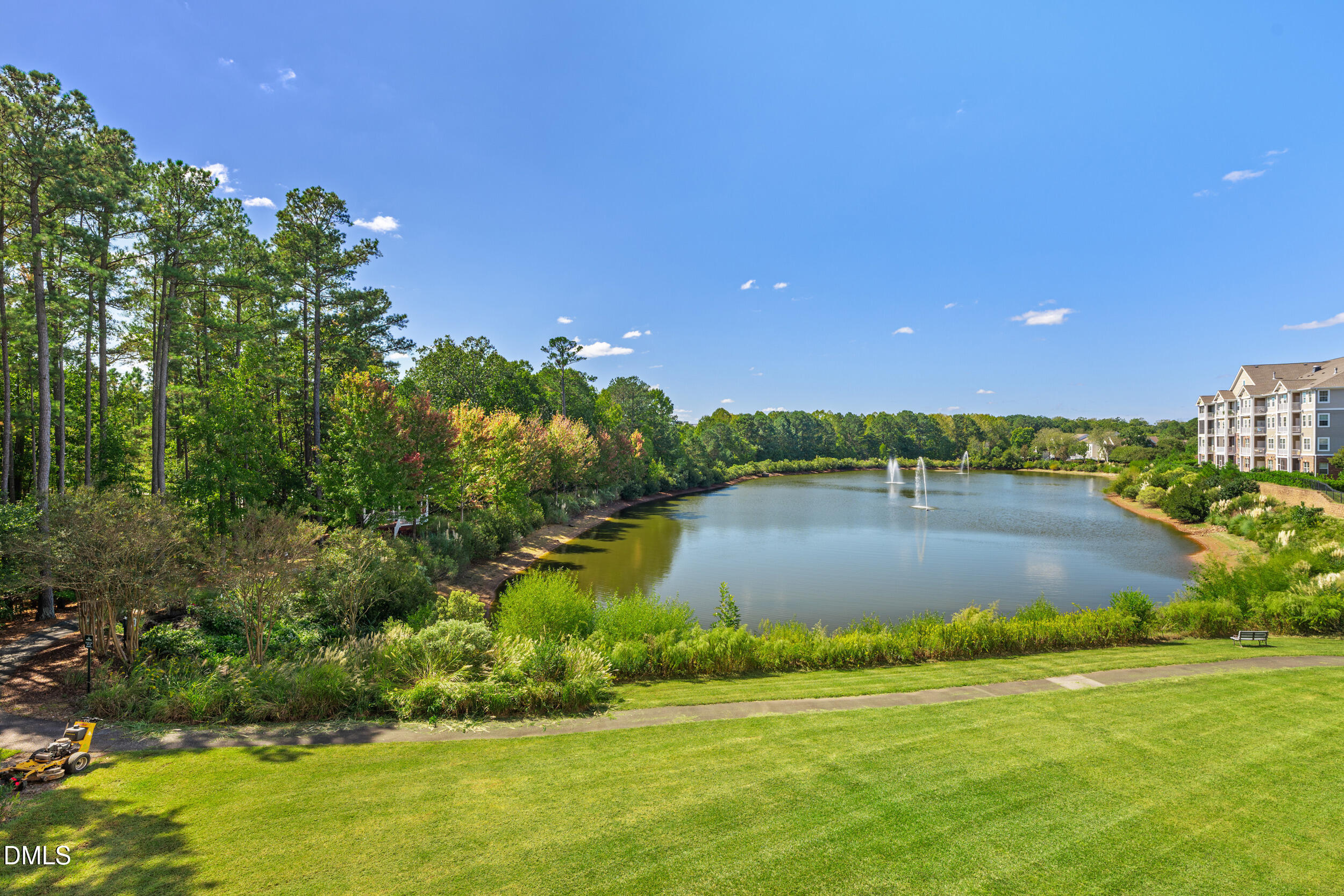 10411 Rosegate Court, Unit 203 Raleigh, NC 27617 - Photo 25 of 27 27 -10411 rosegate ct, exterior