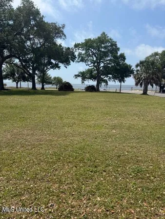 $370,000 | 1470 Beach Boulevard, Biloxi, MS 39530