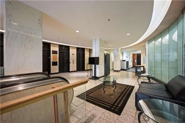 $109,000 | 20 Marietta Street Northwest, Unit 8D, Atlanta, GA 30303