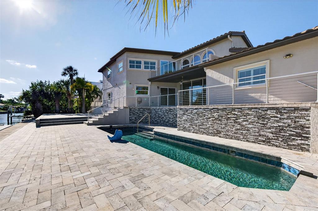 562 Ranger Lane Longboat Key, FL 34228 - Photo 54 of 96