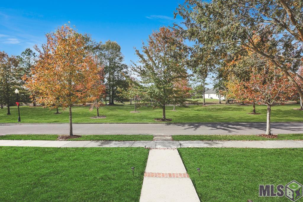 6515 Audubon Square Baton Rouge, LA 70817 - Photo 3 of 40 Greenspace on the Boulevard