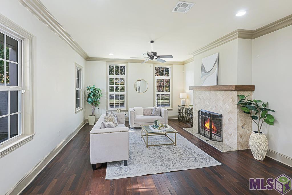 6515 Audubon Square Baton Rouge, LA 70817 - Photo 9 of 40 Living Room with beautiful fireplace