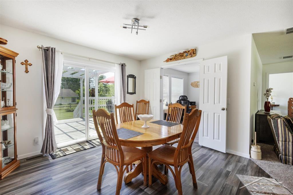 531 West Myrtle Road Sanford, MI 48657 - Photo 17 of 50