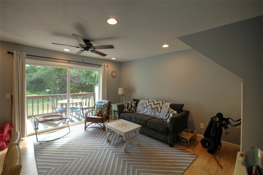 10 East Beach Road, Unit 4 Charlestown, RI 02813 - Photo 3 of 10