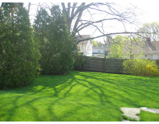 16 Searle Road Boston, MA 02132 - Photo 4 of 12 Gallery Image 4