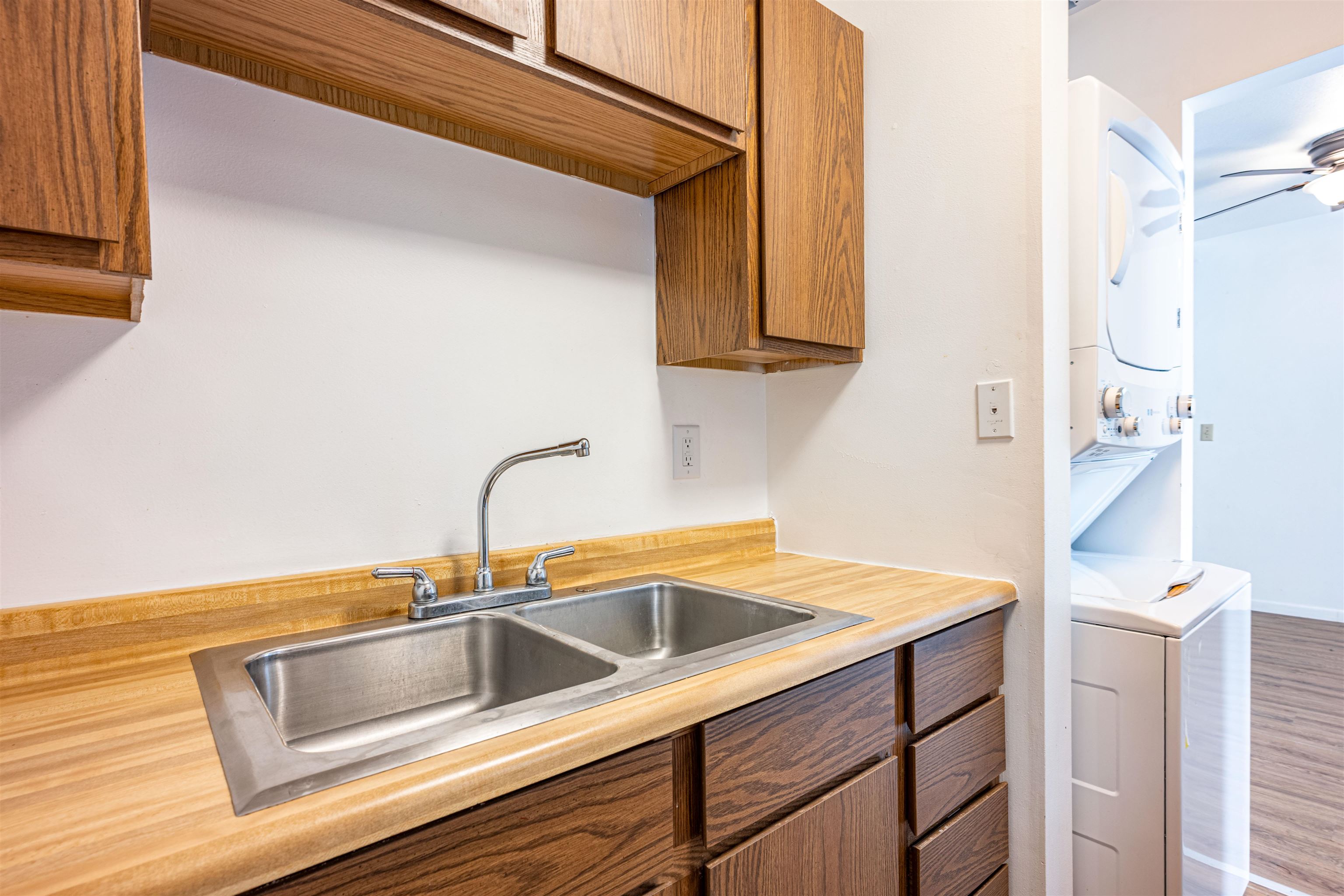 2 Cedar Street, Unit 2 Wisconsin Dells, WI 53965 - Photo 13 of 44