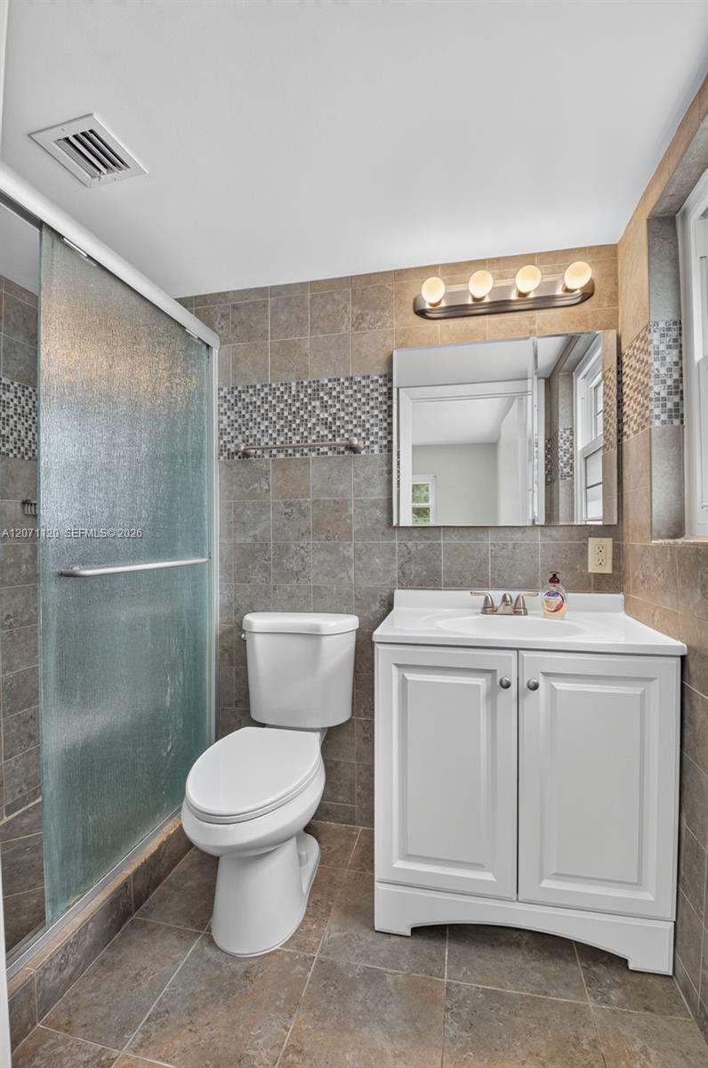 5501 Northwest 2nd Avenue, Unit 106 Boca Raton, FL 33487 - Photo 23 of 32 Gallery Image 23