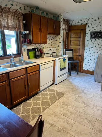 $114,500 | 821 3rd Avenue, Madison, MN 56256