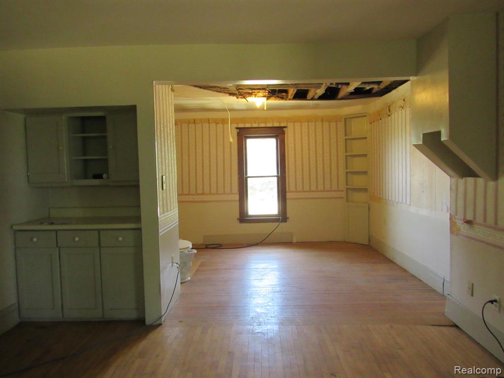 695 Cass Avenue Road Bay City, MI 48708 - Photo 11 of 52