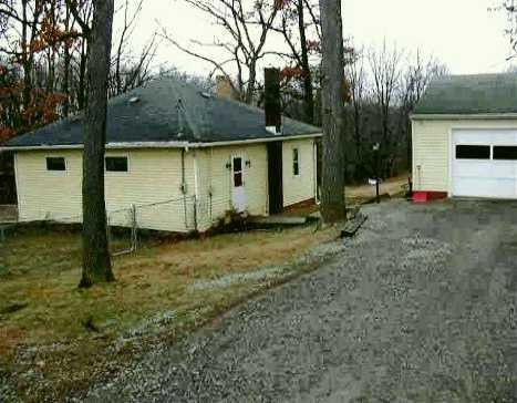 704 Big Knob Road Rochester, PA 15074 - Photo 1 of 8 Exterior Front.