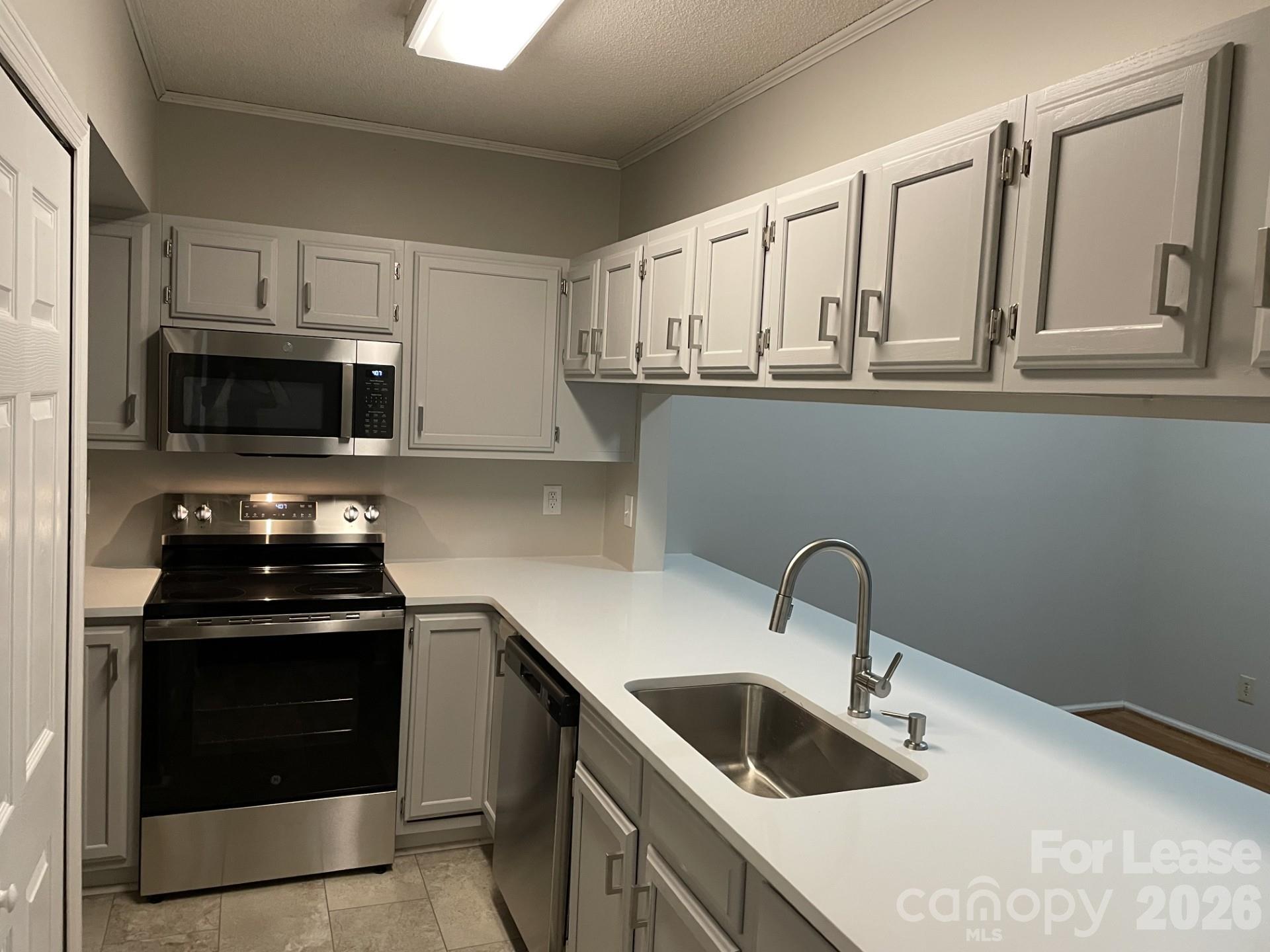 19831 Henderson Road, Unit E Cornelius, NC 28031 - Photo 13 of 28