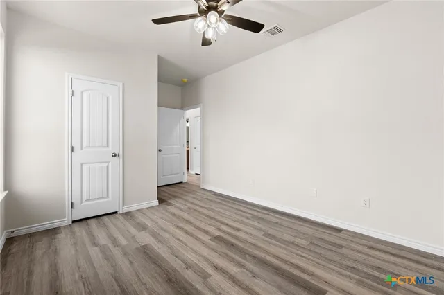 $399,999 | 122 Leon Lane, Copperas Cove, TX 76522